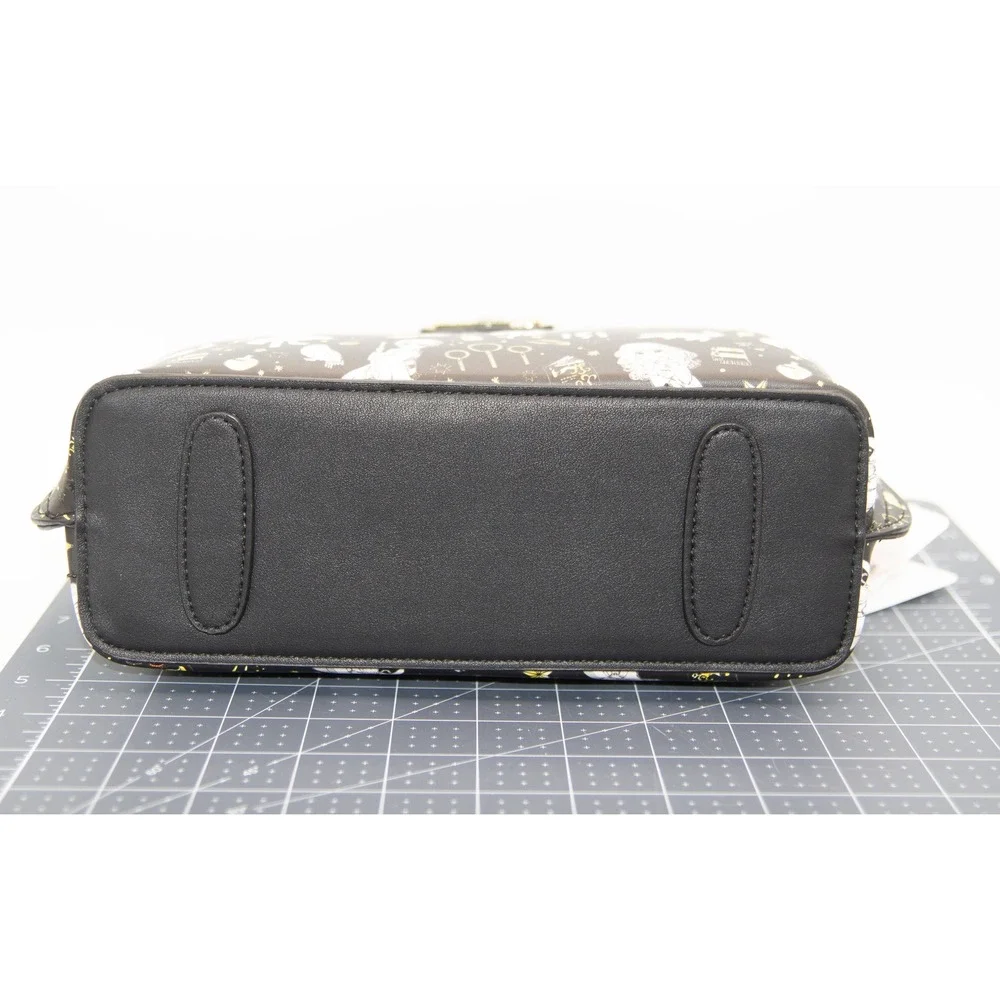 Loungefly Harry Potter Black and‎ Gold All Over Print Crossbody Purse